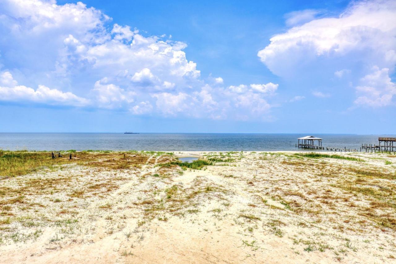 Salty Seahorse - Waterfront! Pet Friendly! Game Room, Pool Table, Beautiful Views - Room For The Whole Family Home Dauphin Island Exterior foto