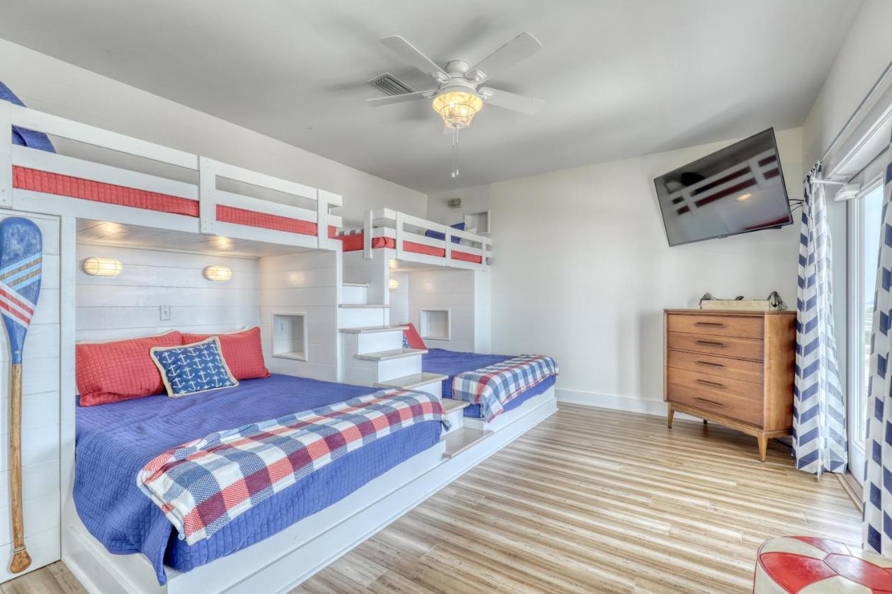 Salty Seahorse - Waterfront! Pet Friendly! Game Room, Pool Table, Beautiful Views - Room For The Whole Family Home Dauphin Island Exterior foto